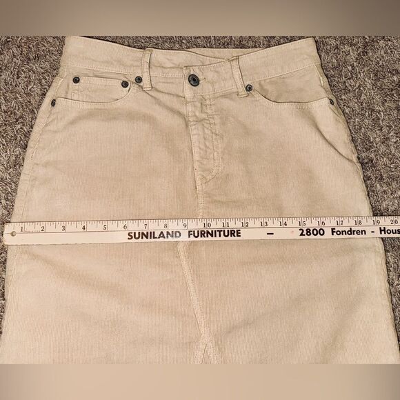 American Eagle Skirt Sz 4 - Picture 8 of 12